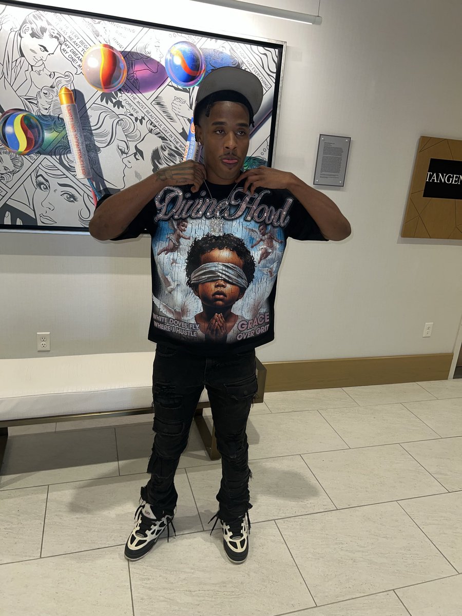 258Qua's tweet photo. Top tier nigga need a 5 💫 bitch 🫶🏾🩸 https://t.co/hwh9od7oGK