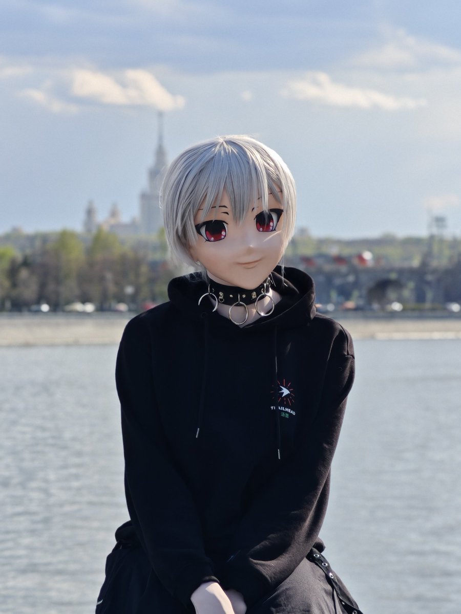 Nassnull's tweet photo. Great weather to walk with @LiteKigu and @sivel_kig (@Reikiga_cos)
#kigurumi #キグルミ #着ぐるみ https://t.co/YEYW8zBBII