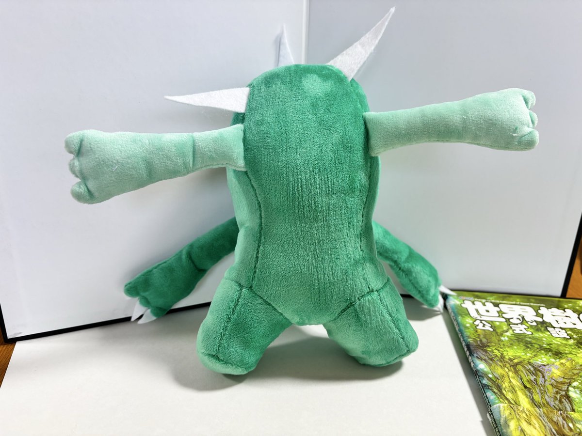 5eJZv9AalA18590's tweet photo. 世界樹の迷宮Ⅱよりオオサボテンぬいぐるみを自分で作りました https://t.co/R0UDJAQ9RE
