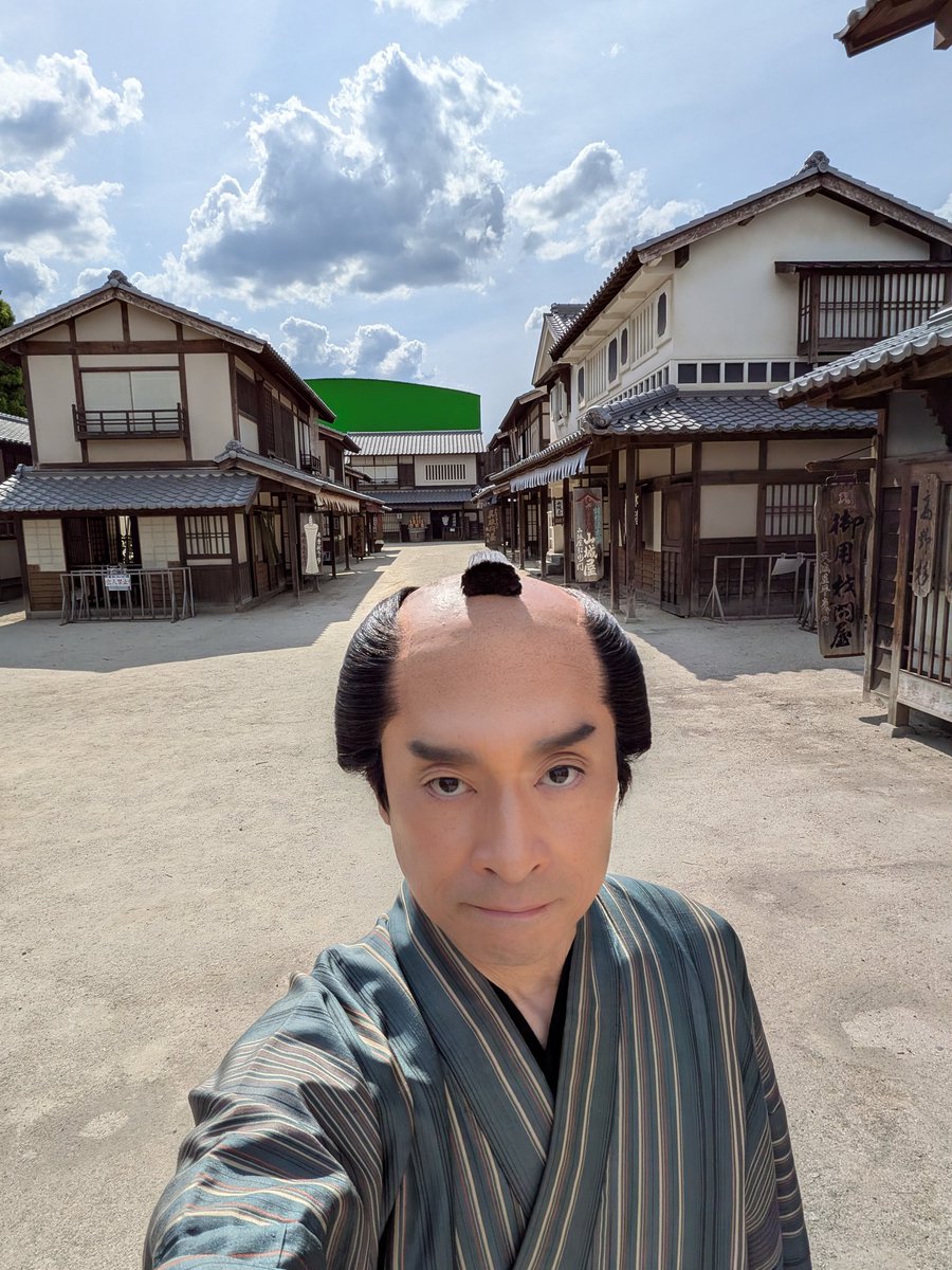 井之上チャル tweet media