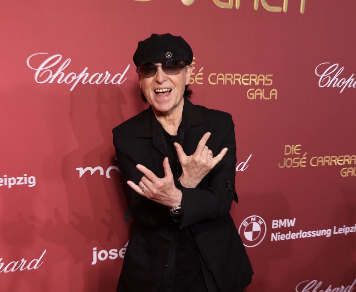 historyrock_'s tweet photo. Happy 78th birthday to the great Klaus Meine, singer of Scorpions! https://t.co/rh6f2rmBbL