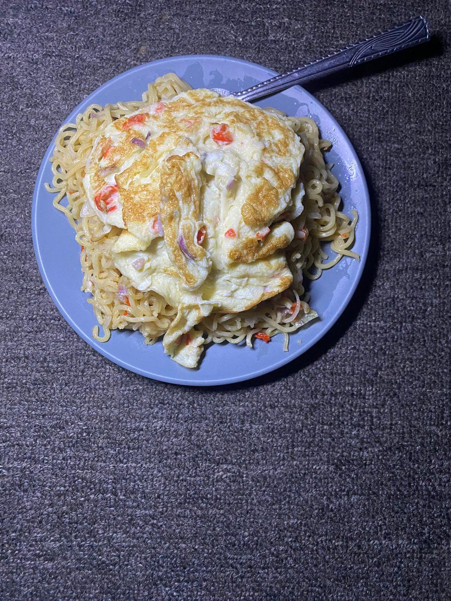 iamdevpete's tweet photo. See Wetin my babe Dey cook. 
I go soon call private chef now https://t.co/BiXJUBnLVf