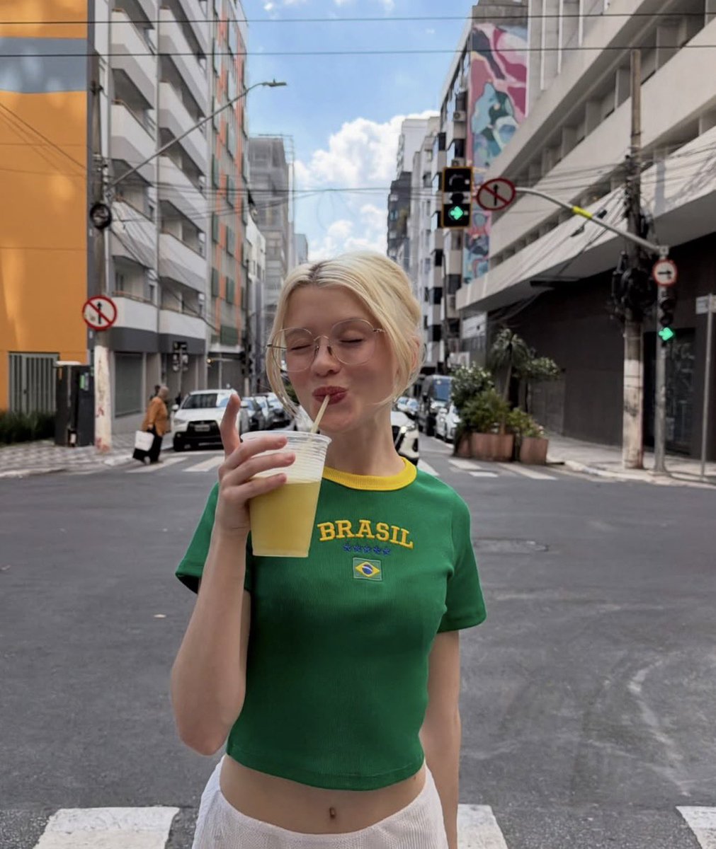 Maisie Peters Brasil 🌱 tweet media