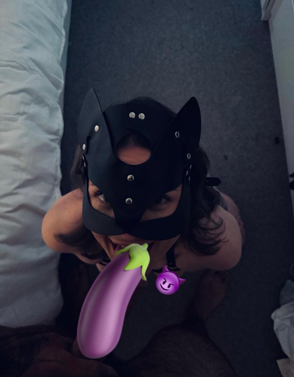 sinisterpleasu's tweet photo. Who’s getting on there knees for me?
OF for the full photo

#maskedmen #booktok #darkromance #mask #ghostface #tattoo https://t.co/qsIunWkxLZ