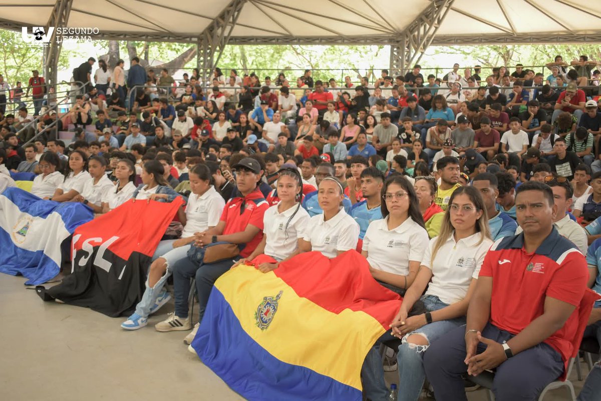 13JulioUNANMGA's tweet photo. La UV “Segundo Lezama” desarrolló la inauguración de la 39.° Jornada Deportiva Marlon Zelaya Cruz en la UNAN-Managua, congregando a más de 3,000 protagonistas de 12 Universidades Pueblo Presidente y 15 universidades privadas del país. 
#SomosUNAN
#ManaguaSandinista https://t.co/dlQgwi9QQ1