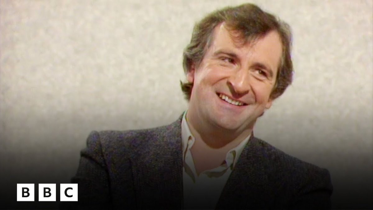 tizianocaviglia's tweet photo. L'improbabile origine della Guida galattica per gli autostoppisti di Douglas Adams
#DouglasAdams #TowelDay
Poche opere della letteratura contemporanea sono riuscite a fondere fantascienza, comicità assurda e riflessione filosofica quanto la Guida...
https://t.co/RYI2ZejYtf https://t.co/pKaJAVbcoP