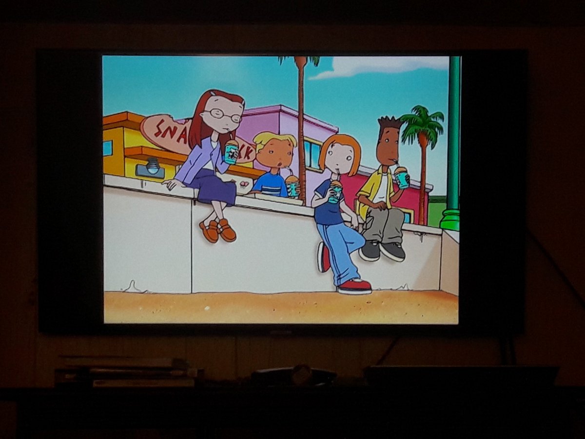 KkeefekyKyle's tweet photo. Reliving a childhood classic after so long! It's about time The Weekenders came to Disney Plus!

I haven't watched this show in about 20 years since. Make me feel so old. https://t.co/5aPgZdjvUf
