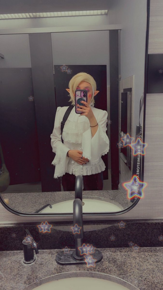 Sophie0rShawn's tweet photo. Went to Fanime this weekend and had a lot of fun. Saw a few cosplayers I know. Got the goods. Interact with amazing artists. 1000/10 of my bucket lists 🩷🩵💜
#loveyourself #fanimecon #cosplay #hazbinhotel https://t.co/L0v9jbxlgE