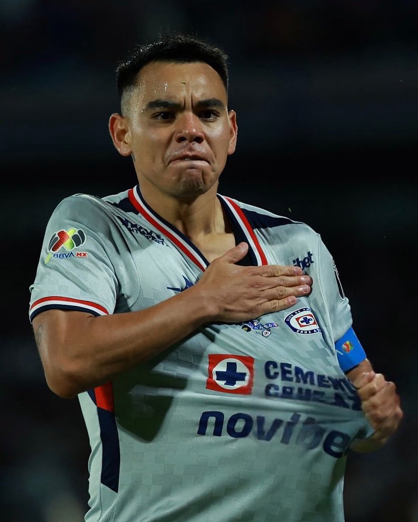 Hat-trick Chris 🇲🇽 tweet media