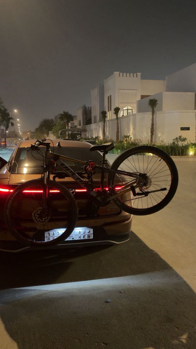 IMajedKB's tweet photo. Night ride https://t.co/NZ64QJMkwa