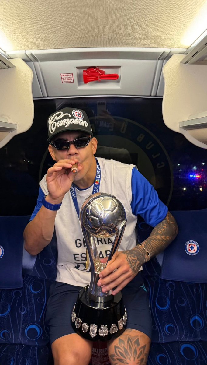 Fabián tweet media