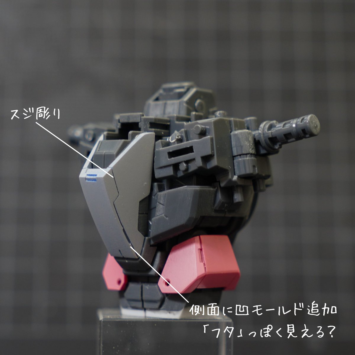 KN_MR's tweet photo. MGダブルオーライザー
胸腹部の中央ブロック
ラウンドしていたので、周囲のパーツに合わせて角を出しました。スジ彫りは、正面、側面が、平面＋平面に見える事を意識してます。

#INTERSTELLAR_00 https://t.co/C8st2W2hcy