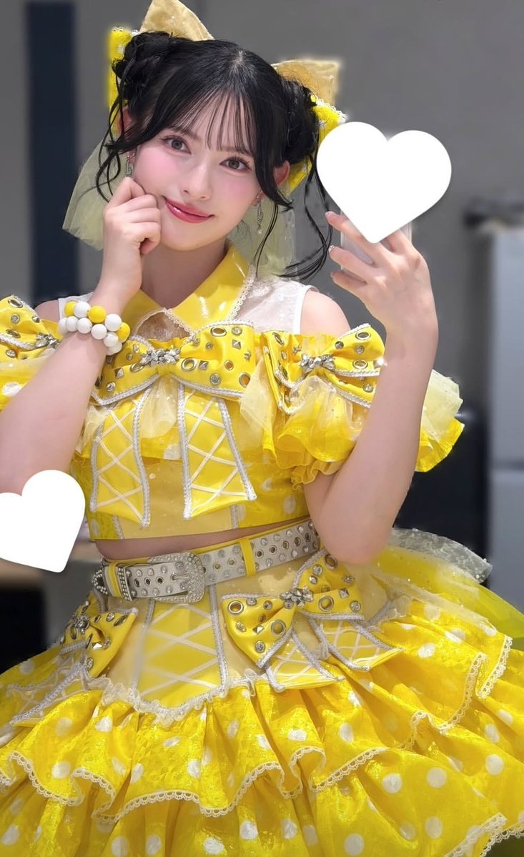 菅田愛貴　レア　クッション とき宣・菅田愛貴「セダークレスト」の厚底スニーカーで洒落見えコーデ
