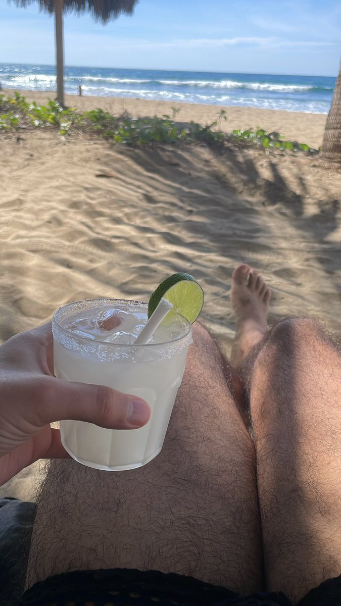jonarcisos's tweet photo. No sé porque a los turistas buscan lugares concurridos a veces me ha tocado ser el único cliente y es sumamente increíble https://t.co/k1B0ENe8yu