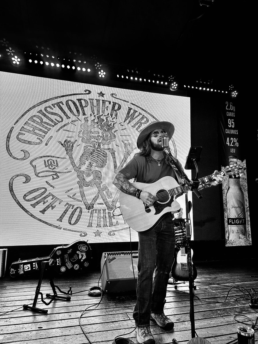 playinitwright's tweet photo. Playing music for a living is a gift. Today we remember the ones who made that possible. Happy Memorial Day. 🇺🇸 https://t.co/mlwRZBCg0n