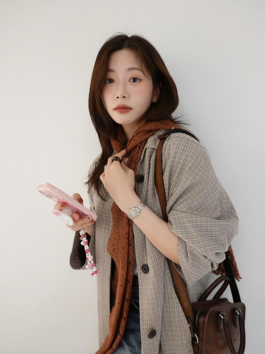 DCQOO's tweet photo. 지유야 오늘도 행복한 하루! ٩(๑> ₃ < )۶♥ https://t.co/mkFBiuamRV
