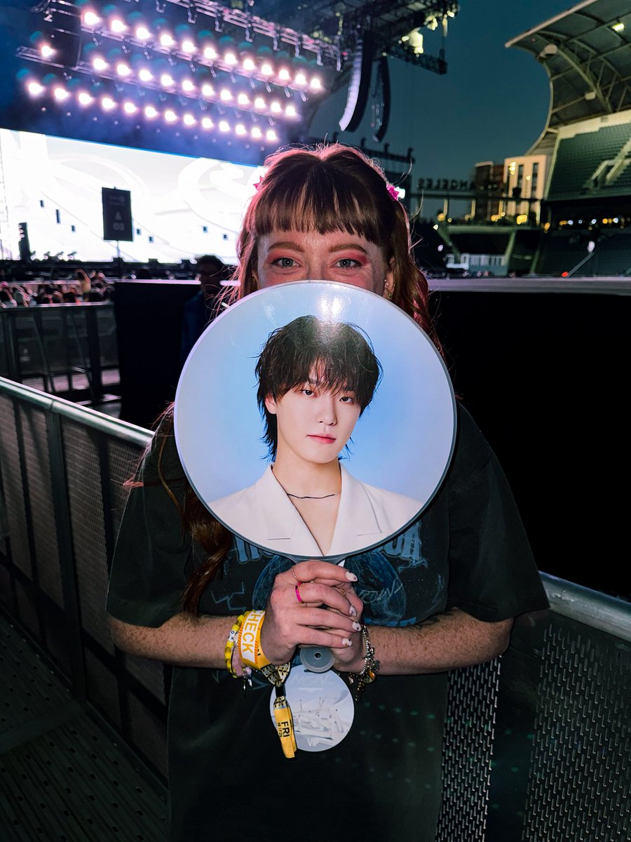 bangbinniebay's tweet photo. in this carat shit for life 🩵💎

#HAPPY_SVT_DAY
#SVT_11th_Anniversary
#11Years_with_CARAT https://t.co/J1yddi6S6p