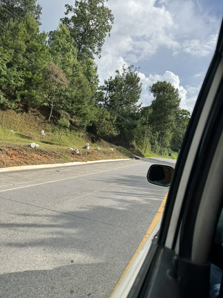 Fer_Well_'s tweet photo. A qué putas me metió ese bicho jakaja 😟 https://t.co/vUdsIOqcfc