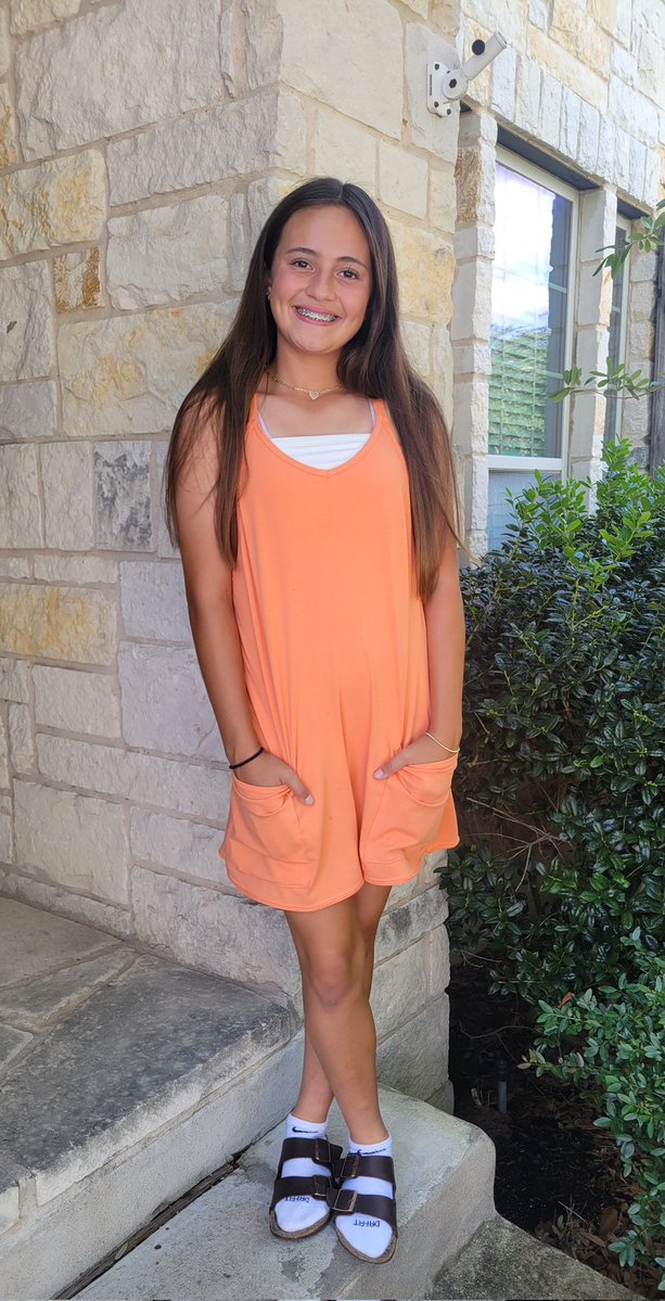 AGFehler's tweet photo. End of 7th Grade year. Honor Role 📜, Offensive Basketball 🏀 Player of the Year, and Triple Threat athletics 🏆 award just to name a few of the highlights. This is in addition to my position with Texas Blaze United 12U - 2031 softball this Spring. https://t.co/62fgT5r8s0