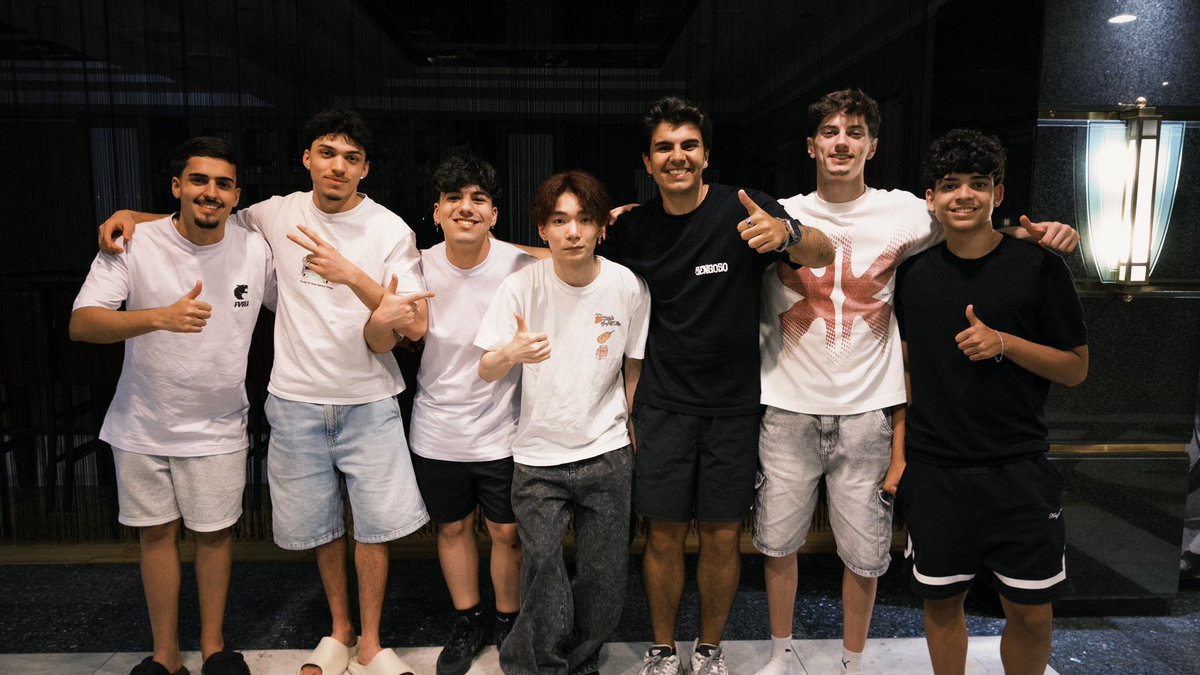 dengoso's tweet photo. Obrigado pela live de hoje, galera! ❤️

Foram +11 HORAS de live trocando ideia, resenhando e curtindo junto com vocês! 🇩🇪🔥

Sinceramente… chat absurdo, energia absurda e aquela IRL do jeito que a gente gosta! Andando, conhecendo, vivendo e criando momentos juntos! 🤝

🇧🇷 BRASIL vs JAPÃO 🇯🇵 no 4v4… e eu acho que vocês não estão preparados 😳🏆