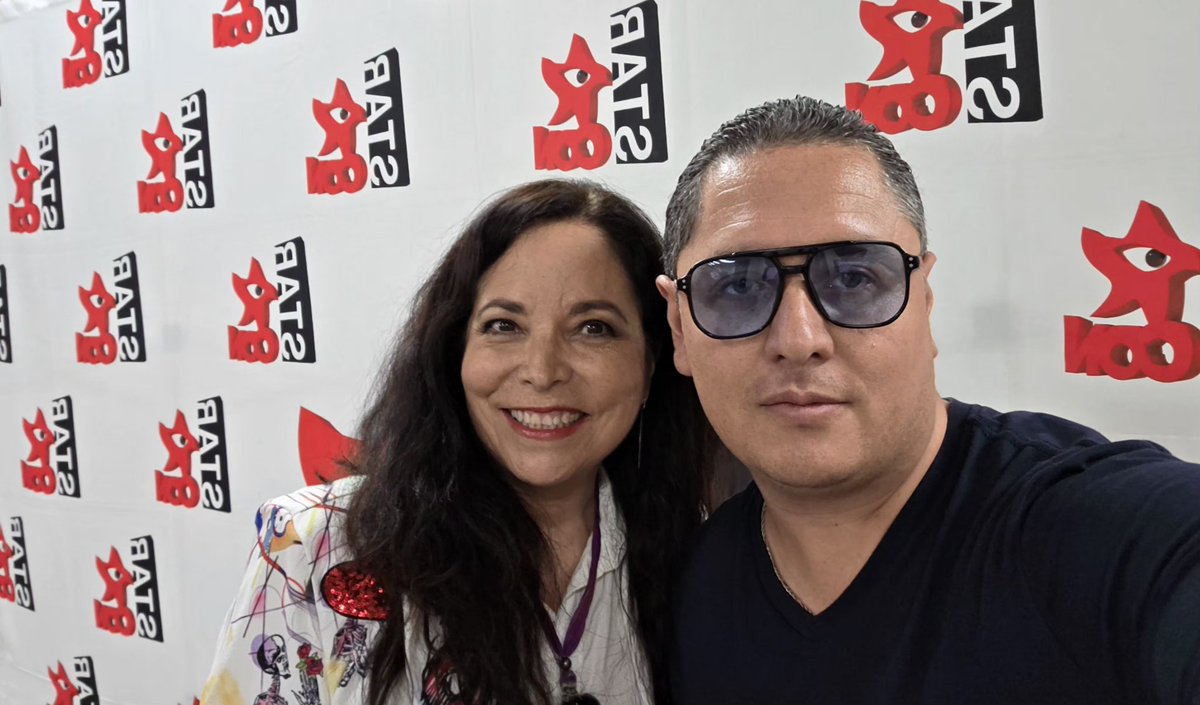 LEMjorge_avalos's tweet photo. Que gusto fue conversar con Alexandra Vicencio @LaVicencio voz de Flame en Frieren y Cybernet entre otros personajes. #doblajemexicano #starcon #geeklife #weekendvibes Gracias por el tiempo. https://t.co/zLUva537zU