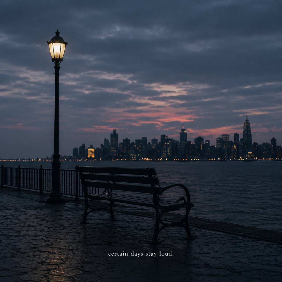 datJota's tweet photo. blue hour felt heavier today https://t.co/LYtUAYOrtB