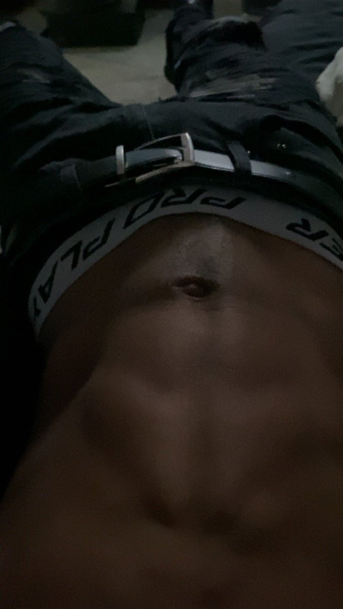 BeyYeb1's tweet photo. I be looking so good man 😮‍💨 #bbc #abs #nsfwt https://t.co/ucsPrys377