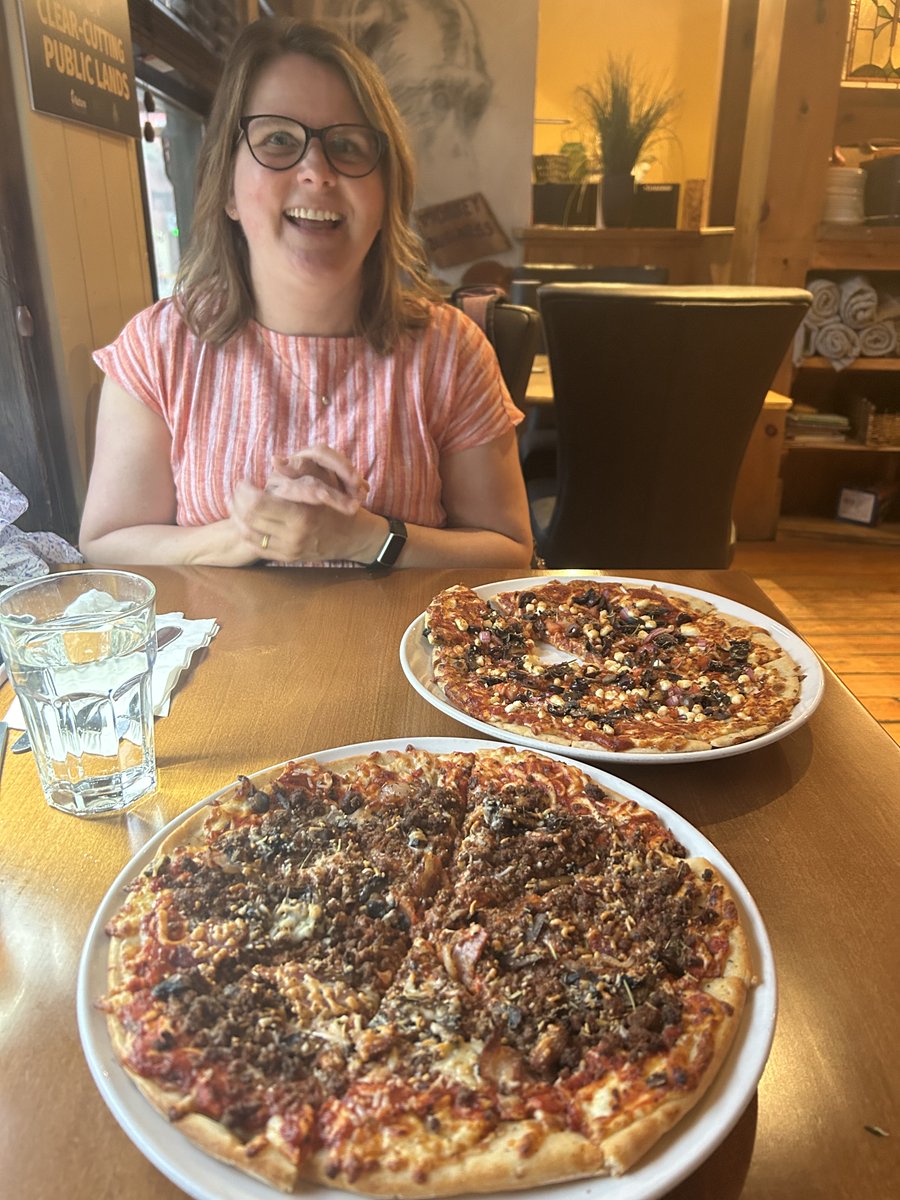 stickie444's tweet photo. Great pizza at Wooden Monkey tonight https://t.co/8Yyp3qGSJS