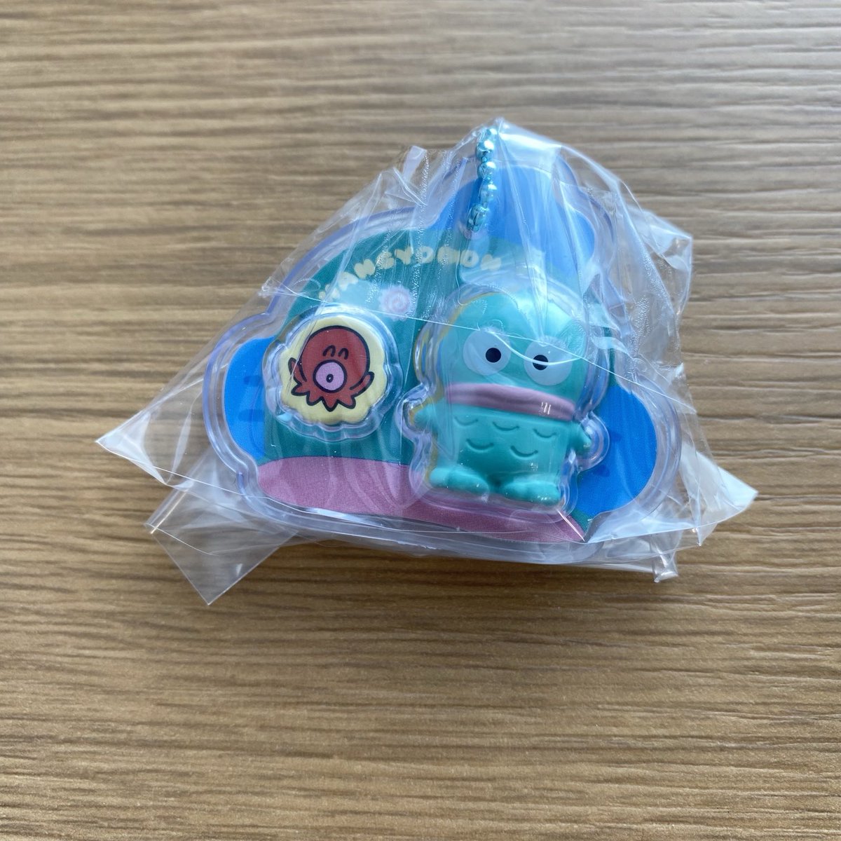 torysuke's tweet photo. 【交換】 サンリオキャラクターズ パッケージチャーム《譲》ハンギョドン 《求》ばつ丸郵送を希望します。お気軽にお声掛けください。 https://t.co/N9Zt0Sl25T
