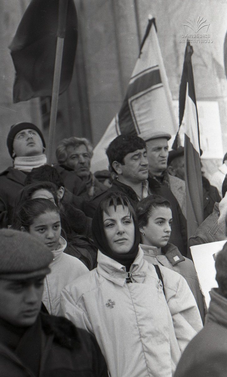 realsakartvelo's tweet photo. Independence Day protests in Tbilisi.

May 26, 1990 https://t.co/w0liPOsRW3