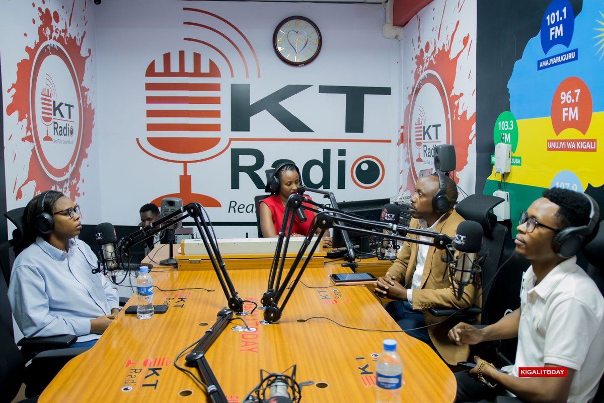 ktradiorw's tweet photo. Ikiganiro #EdTechMonday cyo kuri uyu wa Mbere tariki 25 Gicurasi 2026, kiragaruka ku ruhare rw’Ubwenge Buhangano n’Ikoranabuhanga mu guteza imbere uburezi, nk’uko ari imwe muri gahunda Leta y’u Rwanda yashyize imbere yafasha mu myigishirize.@REBRwanda . https://t.co/bHBt465ZxU