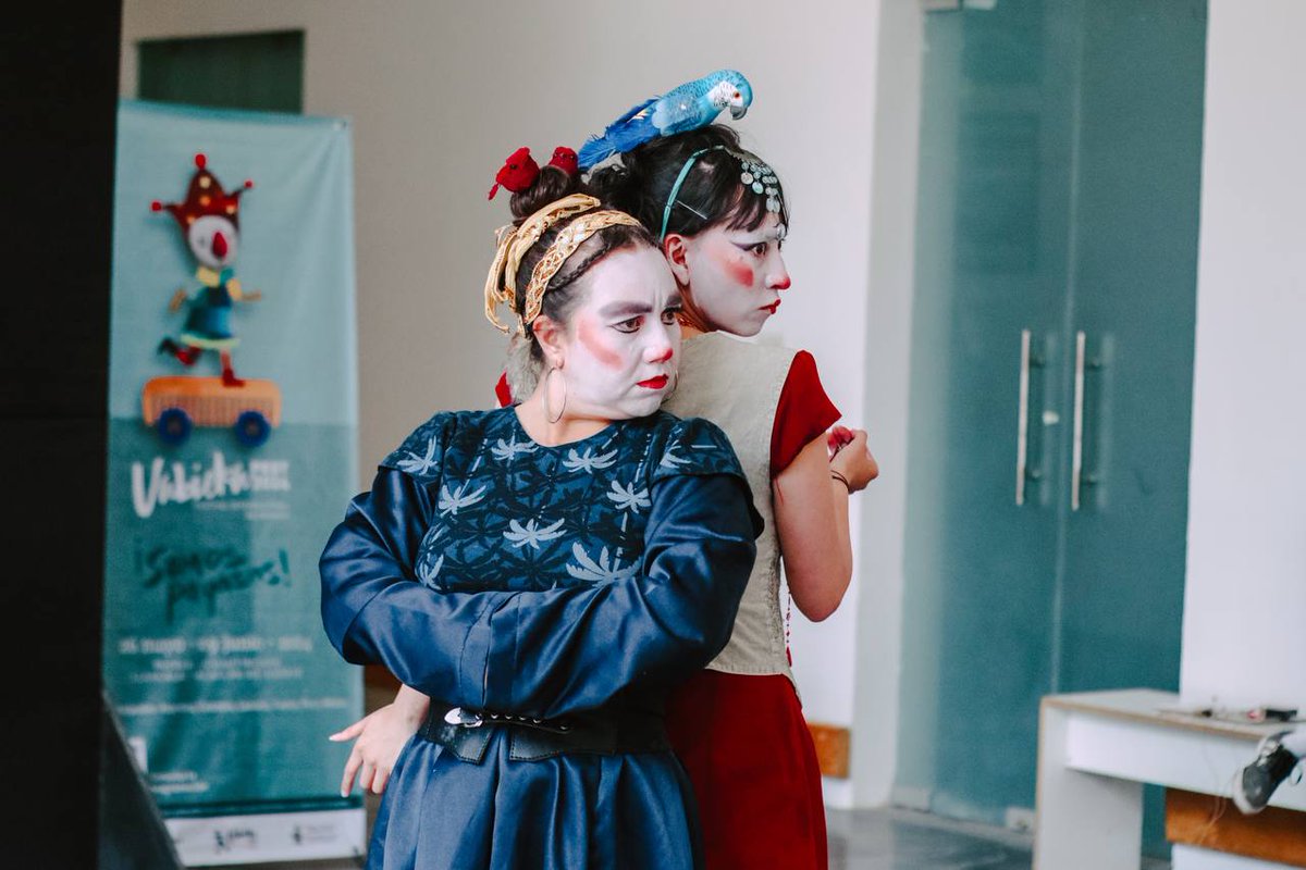 VinculaCultura's tweet photo. #Entérate | “𝐕𝐚𝐛𝐢𝐞𝐤𝐚 𝐅𝐞𝐬𝐭, el Festival Internacional de Payasas” un espacio para visibilizar a las mujeres en las artes escénicas
🔹La @cultura_mx , a través de #ProFest, apoya la séptima edición del encuentro.
🔗 https://t.co/vnVVCqLdUP https://t.co/uwfOXx72Il