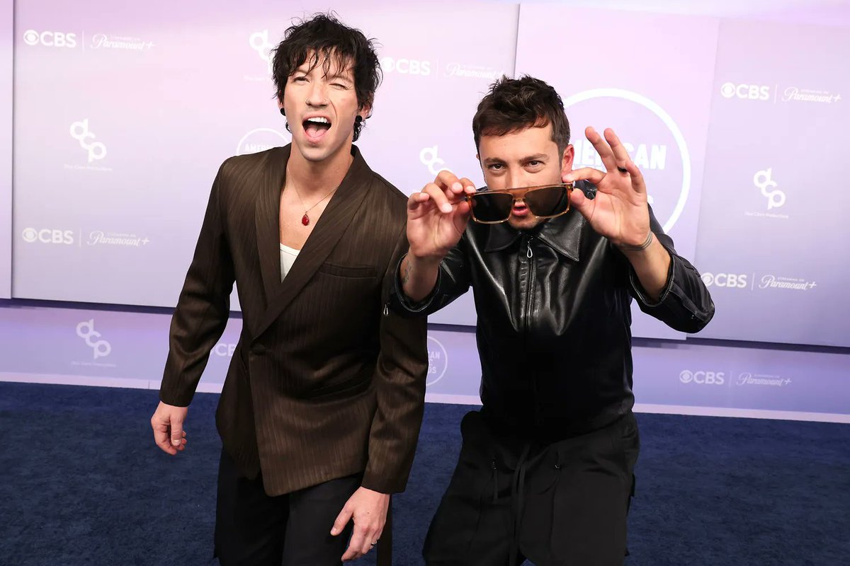 TØP Updates tweet media