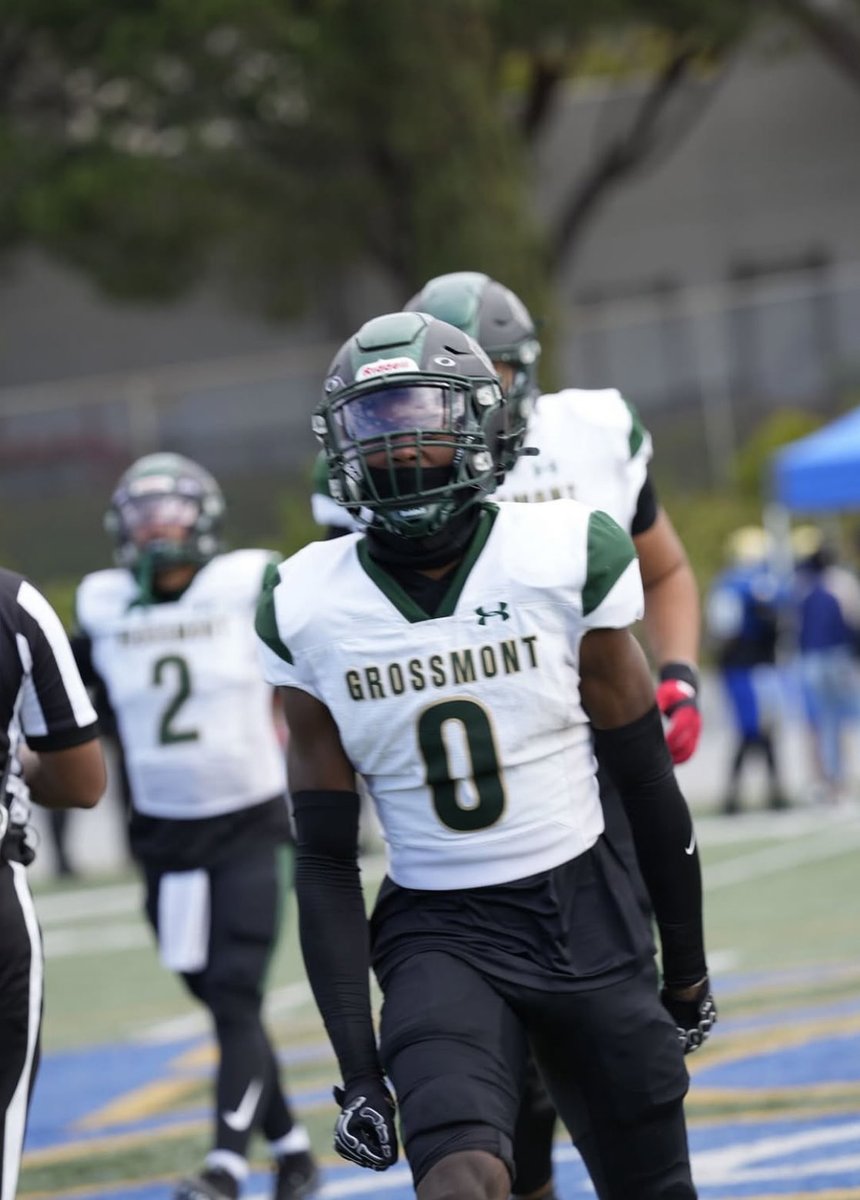 PrinceExavier1's tweet photo. Blessed to receive my 2nd offer from @GrossmontEDU  huge thank you to Coach @jamilsiegmund1!! https://t.co/BLpD0PIUrE