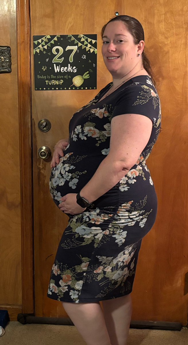 Ambii06's tweet photo. Gotta find the time to take week 28’s picture. I can’t believe baby girl #2 is on the way soon. We are so blessed. #GirlMom https://t.co/anP0o7Xvvz
