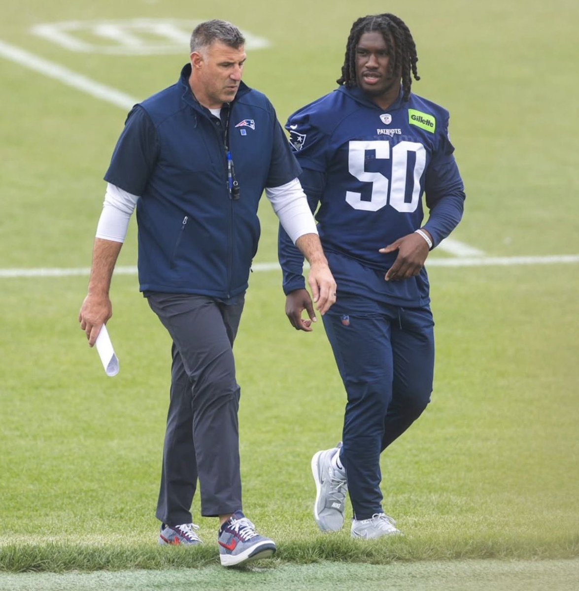 Jack_Aylmer's tweet photo. Patriots rookie EDGE Gabe Jacas on being drafted by NE:

“I just love the coaching staff and how they treated me when I got there … I love how they go about things and who they are as a team, their identity. It's kind of my brand of football. I love all the physicality.” https://t.co/ZMxyg50GCU