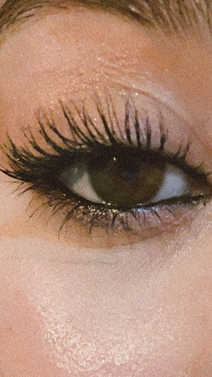 iladyse's tweet photo. Maybelline lash sensational + Teleskopic https://t.co/Y7qZFBwqVv