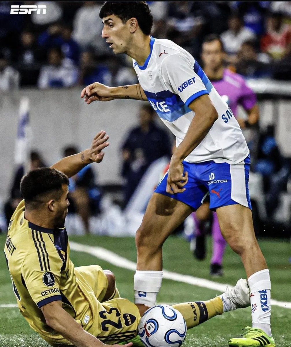 Tavoasenjo's tweet photo. Guardia Alta #LosCruzados cc: @CONMEBOL https://t.co/Fnwt7wXiUS