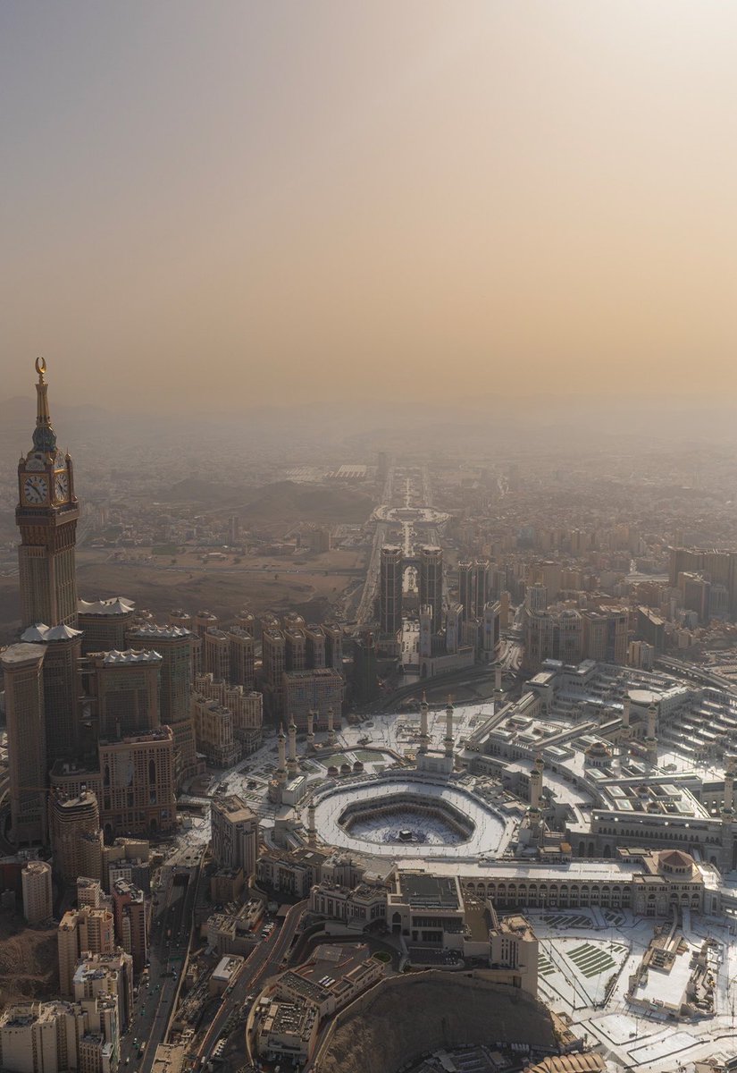 97k7_'s tweet photo. قال رسول الله ﷺ :
"خيرُ الدُّعاءِ يومُ عرفةَ، وخيرُ ما قلتُ أنا والنَّبيون من قبلي:
لا إله إلا اللهُ وحده لاشريك له، له الملكُ، وله الحمدُ، وهو على كلِّ شيءٍ قديرٌ" 💛. https://t.co/kpQPxOADro