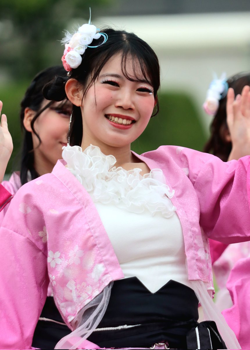 samezame2018's tweet photo. 豊川おいでん祭から❗
常笑さんの演舞
｢桜咲 -さいさき-｣より✨
#豊川おいでん祭 
#おいでん祭 
#常笑 
#さいさき https://t.co/UDZgzpUEmn