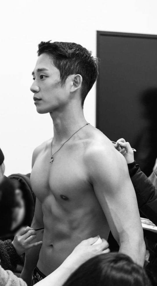holyjhae's tweet photo. For: Snowdrop https://t.co/YQRWxDPrxg