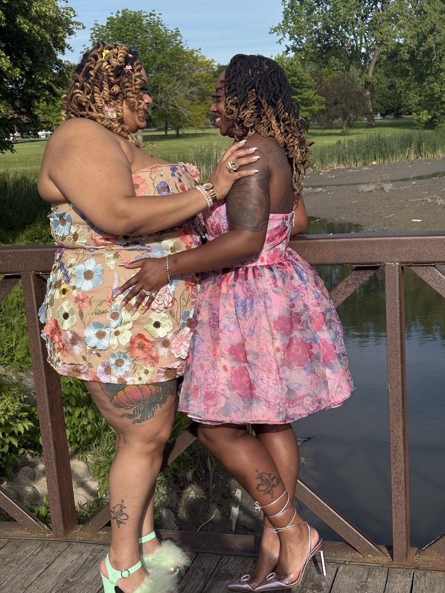 _iChill_'s tweet photo. 3 years to infinity 👩🏾‍❤️‍💋‍👩🏽

🗣️Alexa play “Musiq Soulchild - Dontchange https://t.co/UJQafzjwOo