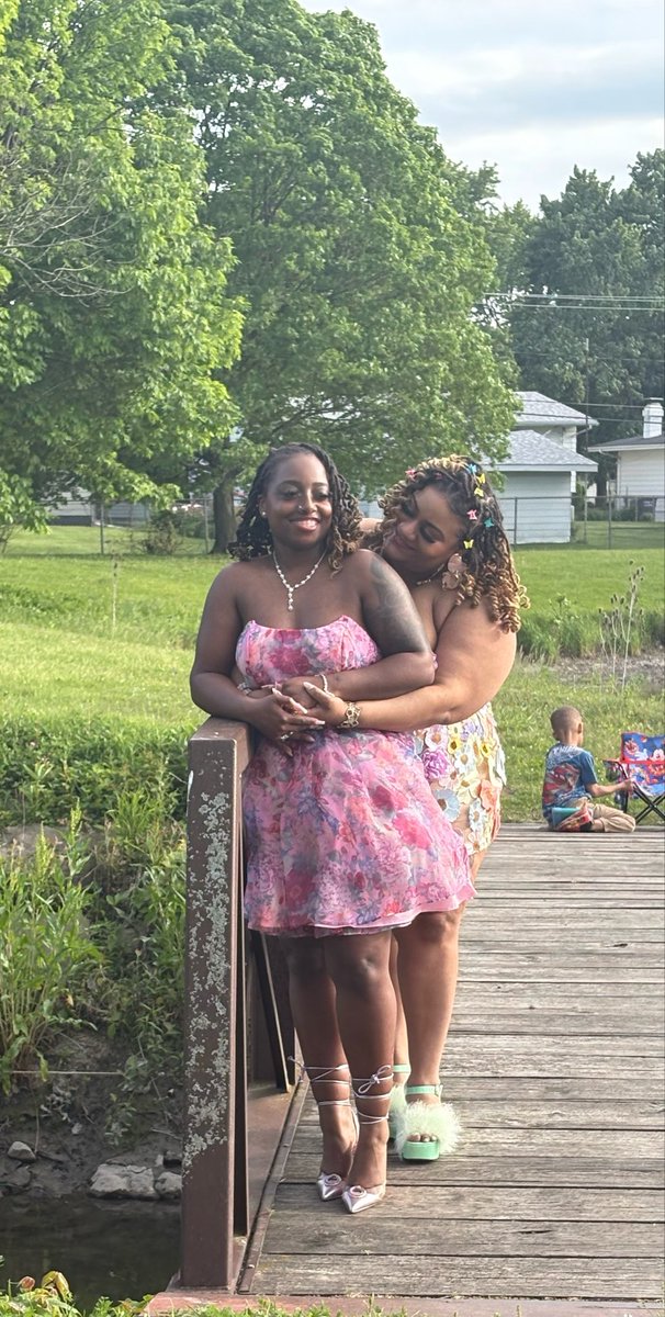 _iChill_'s tweet photo. 3 years to infinity 👩🏾‍❤️‍💋‍👩🏽

🗣️Alexa play “Musiq Soulchild - Dontchange https://t.co/UJQafzjwOo