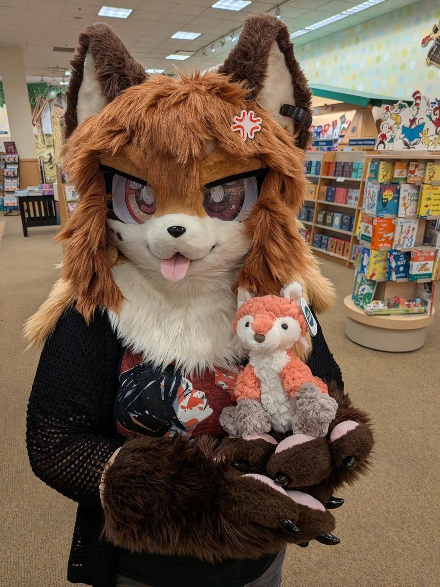 ShifterFox 🦴 tweet media