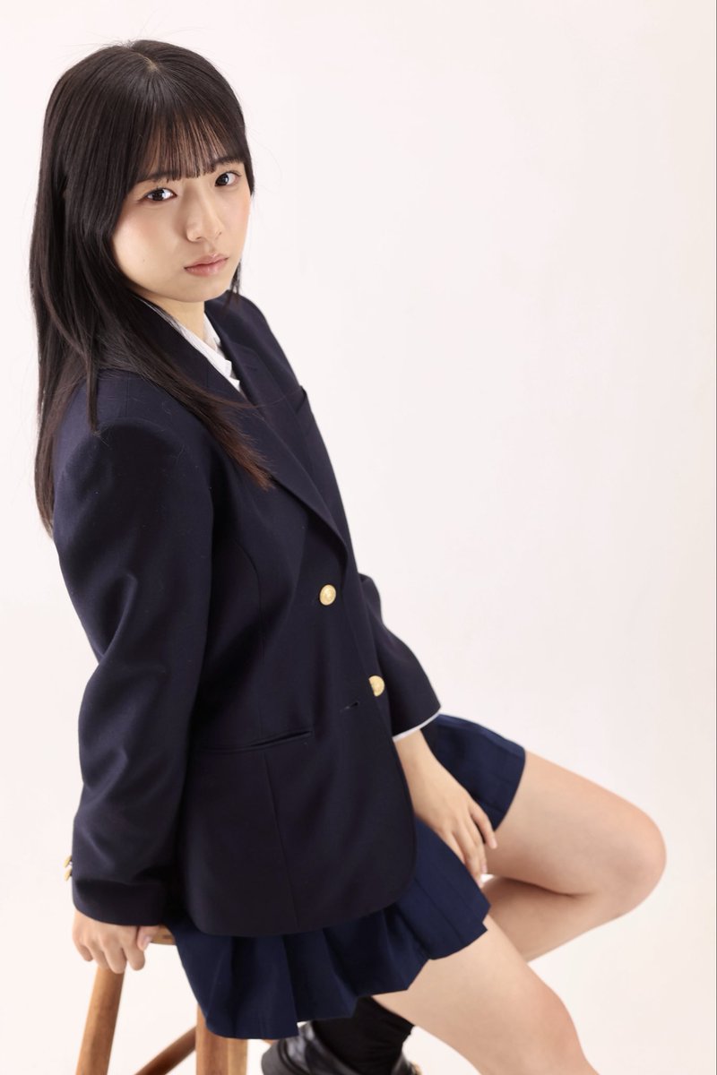 miumiu_31033270's tweet photo. 制服フォトたくさんあるから見てくれる？
褒めてくれたら喜びます💖
#シブサン #藤原実羽 #制服 https://t.co/2WDLpvMUeE