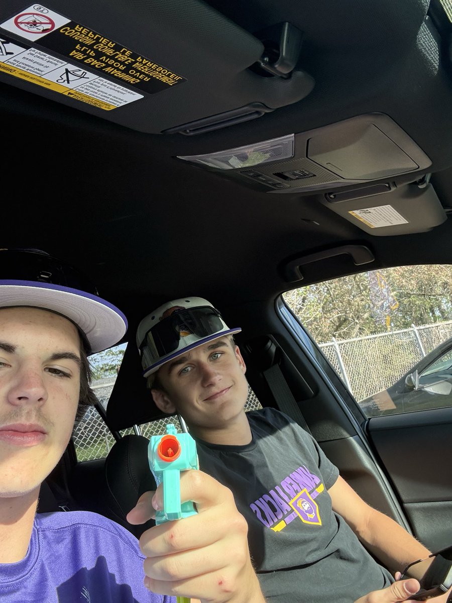 Bluntsanddarts's tweet photo. Mason kills jett from bb blasters @CecNerf #wraps #cloquetw https://t.co/hkhBpGGlys