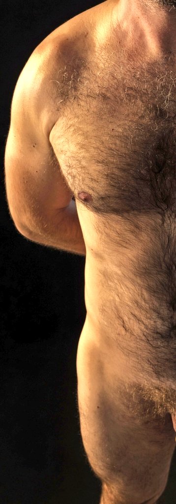 OKalos_X's tweet photo. Real men don’t shave.
Prove me wrong 😈💦

#HairyChest #HairyGuy #ThirstTrap #GayVibes #MasculineEnergy #HairyAndProud #NoShave #GayThirst https://t.co/Y4FPG1WaQo