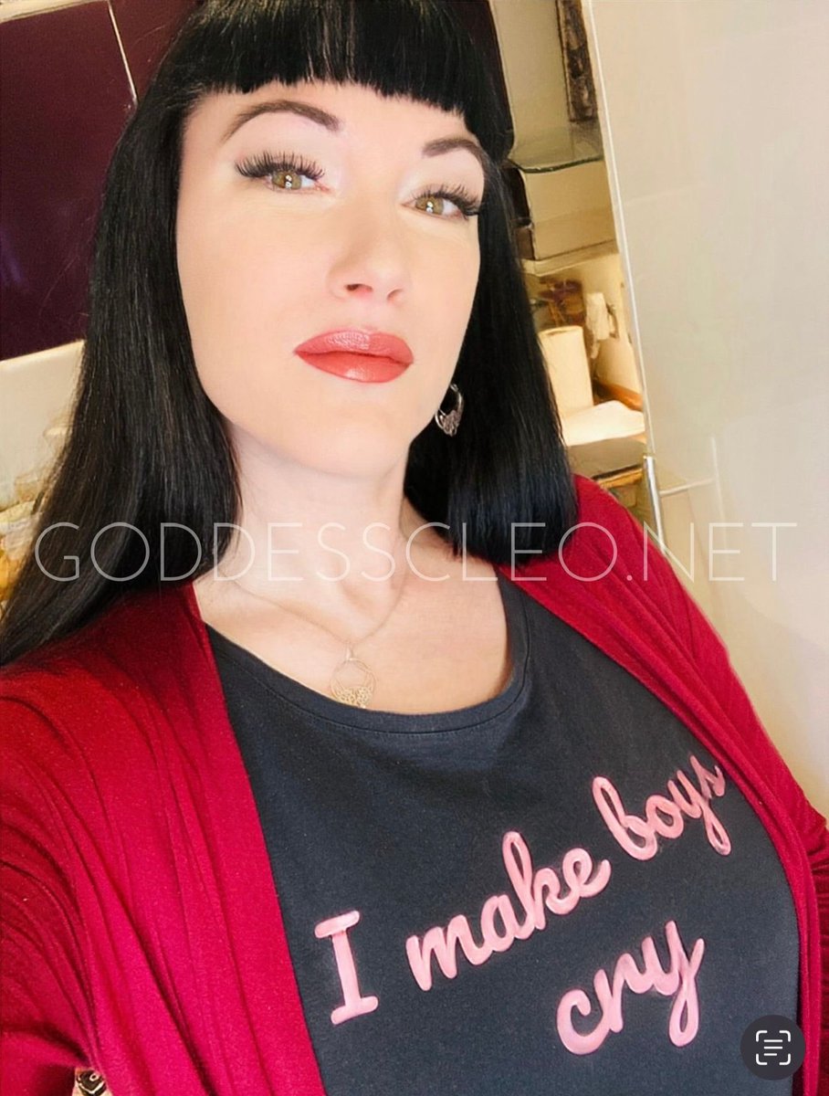 Mistress Clarissa tweet media