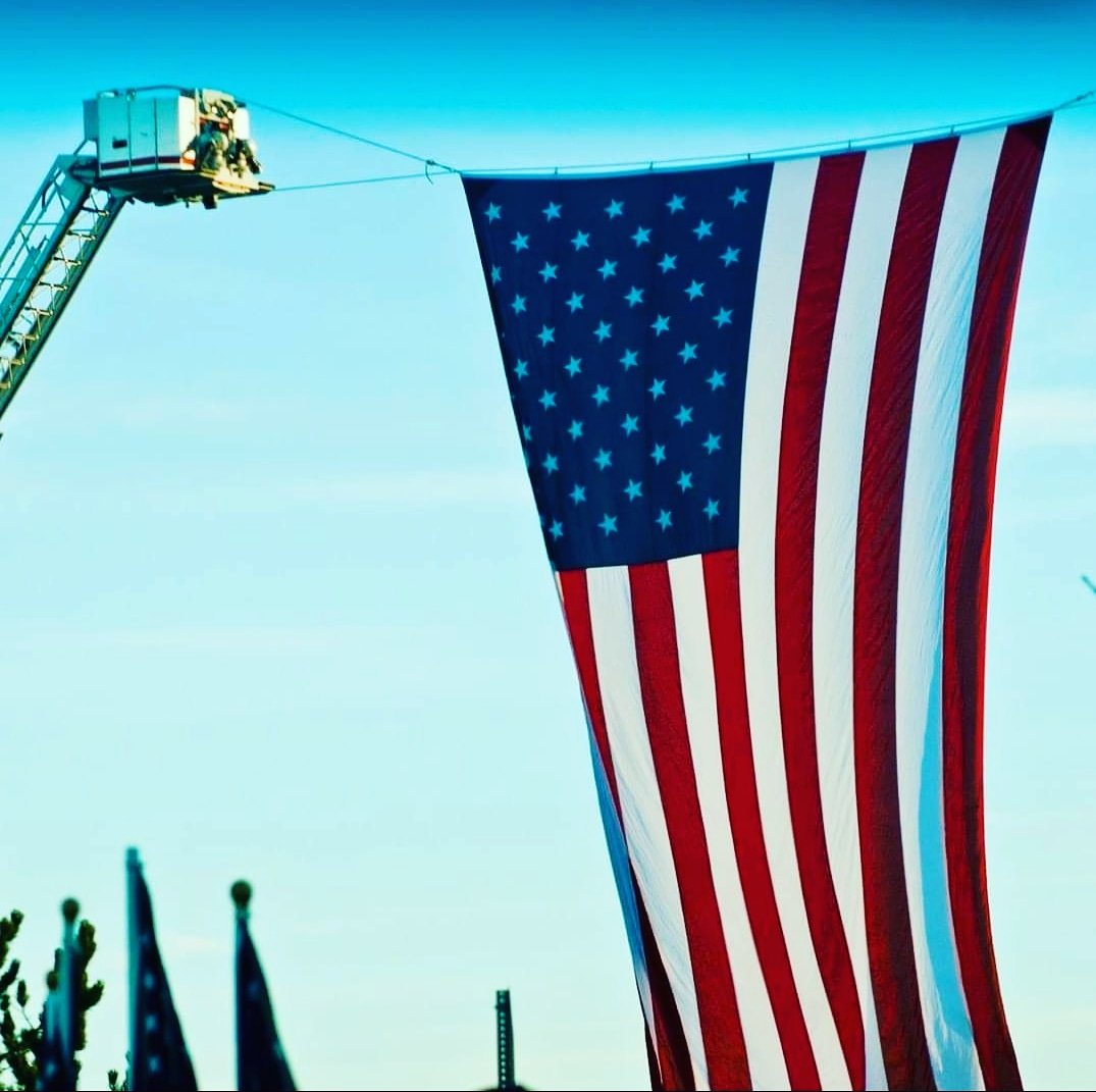ScottCoEM's tweet photo. We remember and honor those who made the ultimate sacrifice. We owe them so much more than a thank you on this Memorial Day. https://t.co/IWrg2Vf1qL