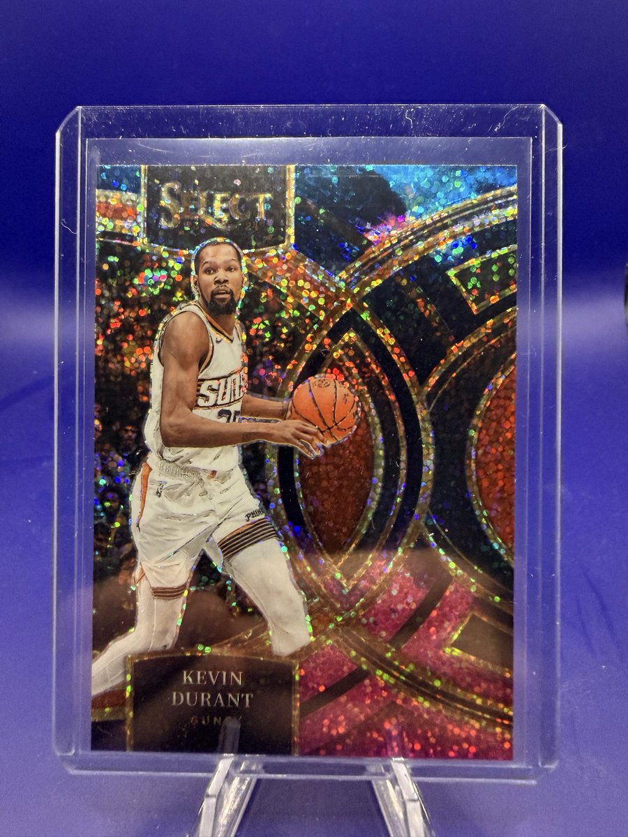 SellThenThink's tweet photo. 2023-24 Panini Select - Kevin Durant Premier #199 Cosmic Prizm

$25 bmwt https://t.co/NyxmNX1fLD